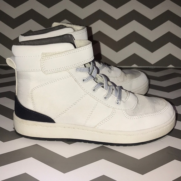 Old Navy hi top sneakers - Picture 4 of 8